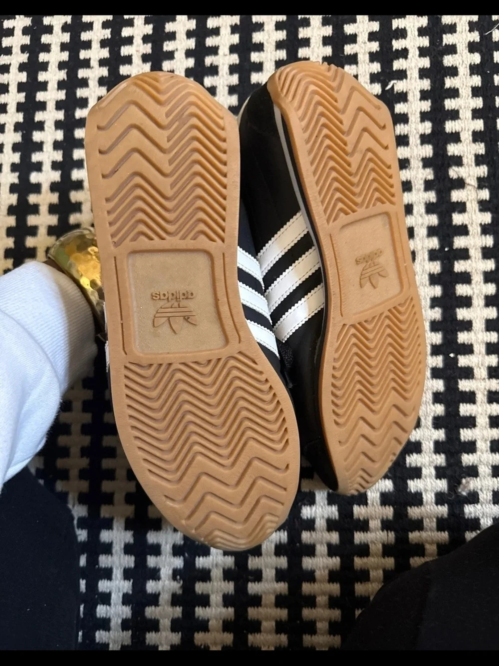 Adidas Country OG Core Black Sneakers with White Stripes Size 7